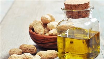 5 من فوائد زيت الفول السوداني.. مصدر طبيعي لطول العمر