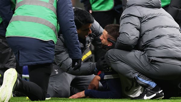 بعد سقوطه المروع.. توتنهام يكشف الحالة الصحية للاعبه بينتانكور في بيان رسمي