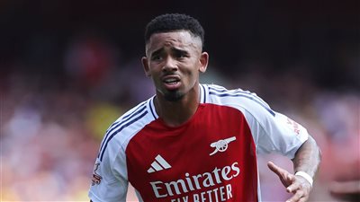 صدمة عنيفة لـ أرسنال.. الرباط الصليبي ينهي موسم جيسوس مع الفريق اللندني