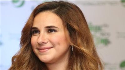 القصة الكاملة لحقيقة اعتزال شيرى عادل