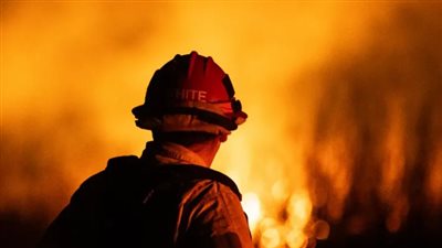 إخلاء بعض المناطق السكنية غرب اليونان إثر اندلاع عدة حرائق