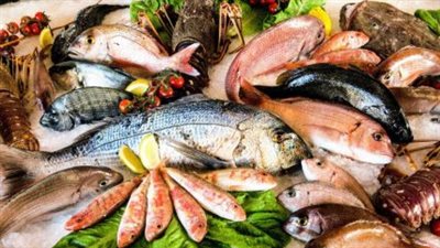  أسعار السمك والجمبري اليوم السبت 18 يناير 2025 داخل سوق العبور لتجارة الجملة