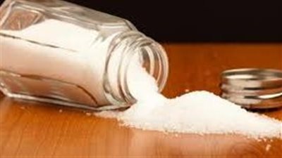 ماذا يفعل الملح بجسم الإنسان؟.. 5 نتائج مترتبة على الإفراط في تناوله