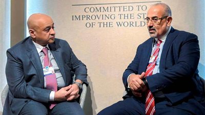  الزُبيدي يثمن الدور المحوري الذي تضطلع به دول مجلس التعاون الخليجي في دعم جهود السلام والاستقرار في بلاده