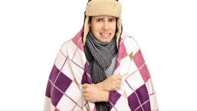 أسباب الشعور بالبرد طوال الوقت.. 6 عوامل مرضية يجب الانتباه لها