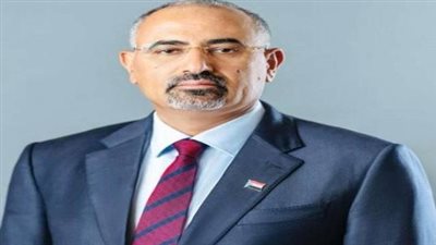 الزُبيدي يعزي نائب رئيس قطاع الإذاعة والتلفزيون بجنوب اليمن بوفاة عمه