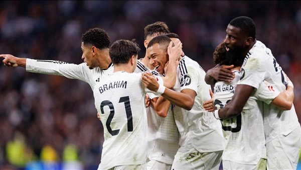 مبابي يقود ريال مدريد لاكتساح لاس بالماس واقتناص صدارة الدوري الإسباني