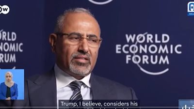  الزُبيدي.. صوت الجنوب في مواجهة الحوثيين ورسم خارطة السلام الإقليمي 