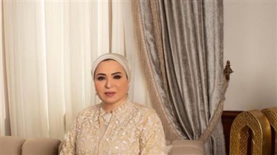 انتصار السيسي تهنئ رجال الشرطة بعيدهم: درع مصر وحماتها تضحياتكم نبراس للأمان والاستقرار