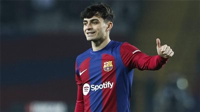 رسميا.. برشلونة يمدد عقد نجمه الشاب بيدري حتى 2030