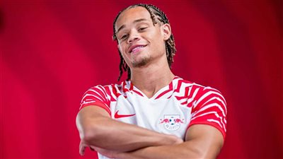 رسميا.. لايبزيج الألماني يعلن ضم تشافي سيمونز من باريس سان جيرمان