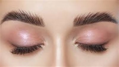 تكثيف الحواجب والرموش بـ 5 علاجات منزلية