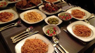 كيف تتجنبين الأخطاء الشائعة في عزومات رمضان؟