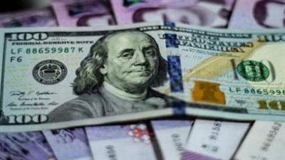 سعر الدولار في نشرة الصرف بسوريا اليوم 4_2_2025.. بكام بالسوق السوداء؟