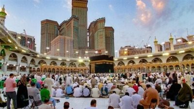 البرامج المتاحة لعمرة النصف من شعبان 2025