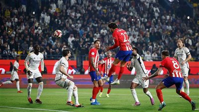 ريال مدريد يخطف تعادلا مثيرا من أتليتكو في قمة الدوري الإسباني