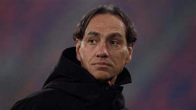 يحدث في إيطاليا.. نيستا يعود لتدريب الفريق بعد إقالته بـ 49 يوما