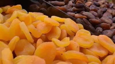 أسعار ياميش رمضان في الأسواق.. قمر الدين بكام؟