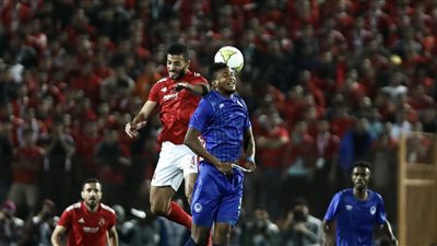 تفوق أحمر.. تاريخ مواجهات الأهلي والهلال قبل ربع نهائي دوري أبطال إفريقيا