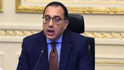 بدء اجتماع الحكومة المصرية الأسبوعى ويعقبه مؤتمر صحفى لـ