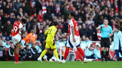 هدية لـ ليفربول.. أرسنال يتلقى هزيمة مفاجئة من وست هام بالدوري الإنجليزي