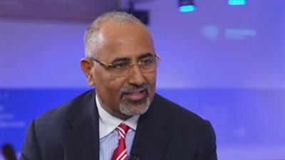 بقيادة الزُبيدي.. كيف يحرص الانتقالي على أن يكون هناك استقرار في خدمة الكهرباء؟