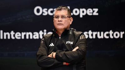 رسميا.. أوسكار رويز رئيسا للجنة الحكام المصرية