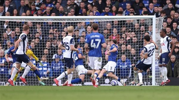 توتنهام يواصل صحوته ويكتسح إيبسويتش برباعية بالدوري الإنجليزي
