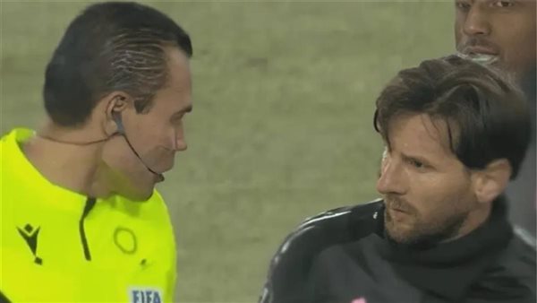 ميسي يتسبب في إيقاف حكم لمدة 6 أشهر