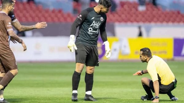 بعد الاعتداء على الحكم.. ما العقوبة المتوقعة على حارس الجبلين؟