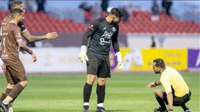 بعد اعتدائه على الحكم.. لجنة الانضباط السعودية تفرض عقوبة قاسية على لاعب بدوري يلو