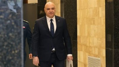 الرئيس اللبنانى يصل القاهرة للمشاركة فى القمة العربية غير العادية اليوم