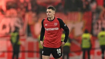 ضربة قوية لليفركوزن.. الإصابة تبعد نجمه فيرتز لفترة طويلة