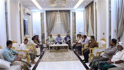 رئيس الجمعية الوطنية للانتقالي الجنوبي باليمن يقف أمام آخر الاستعدادات لاستقبال الزُبيدي بحضرموت 