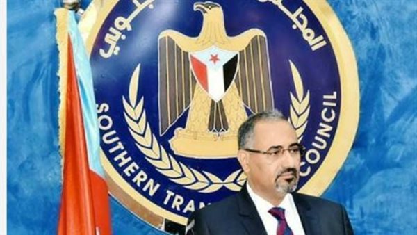 منها التزام الجنوب بحماية سيادته.. ما هي دلالات زيارة “الزُبيدي” لمحافظات الجنوب المختلفة؟