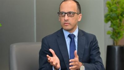 محمد الحمصانى: الحكومة تعمل على حصر التكلفة الاقتصادية لأعداد اللاجئين بمصر