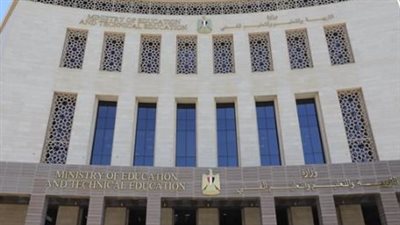 وزارة التعليم المصرية: امتحانات الثانوية العامة 2025 تعقد ورقية ولا احتياج للتابلت