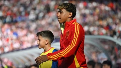 لأول مرة في التاريخ.. صيام داخل معسكر منتخب إسبانيا