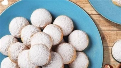 أسعار كعك العيد تبدأ من 160 جنيهًا للكعك الملبن.. بكام في المحال التجارية والمجمعات الاستهلاكية؟