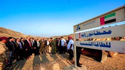الزُبيدي يزور محطة كهرباء نور زايد 1 في سقطرى ويثمن الدعم الإماراتي للأرخبيل