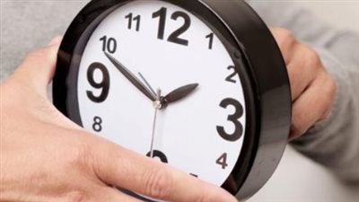 موعد تطبيق التوقيت الصيفي 2025