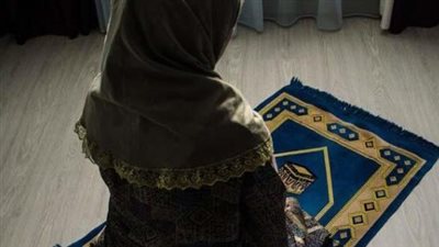 الأفضلية بين أداء صلاة التراويح في البيت أو في المسجد