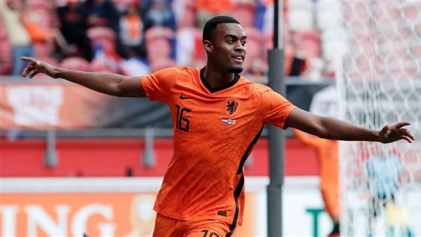 ليفربول يعلق على إصابة جرافينبرخ بعد استبعاده من معسكر هولندا