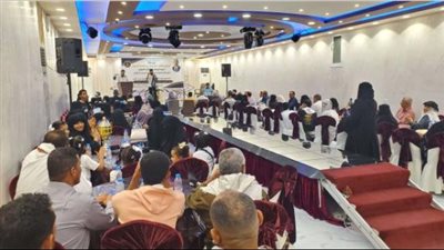 الأمانة العامة للانتقالي الجنوبي باليمن تُكرّم المعلمين والطلاب المتميزين في عدد من مدارس عدن وأبين 