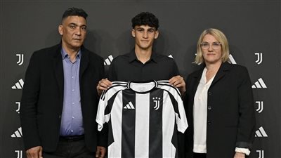 جوهرة مغربية في تدريبات يوفنتوس.. من هو آدم بوفندر؟