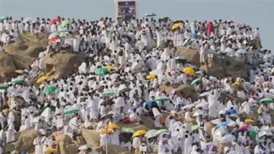 موعد وقفة عرفات 2025