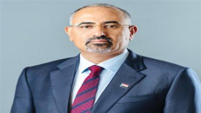  قيادات الجنوب تعايد الأبطال في الخطوط الأمامية بتوجيهات الزُبيدي