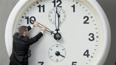 موعد التوقيت الصيفي 2025.. وأهدافه وطريقة تغيير الساعة على هواتف الأندرويد Android