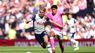 توتنهام يحقق فوزا مستحقا على ساوثهامبتون بثلاثية مثيرة بالدوري الإنجليزي
