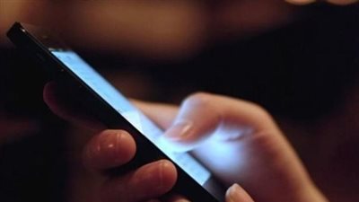 كيفية ضبط الساعة في الأجهزة المحمولة.. ومواقيت الصلاة 